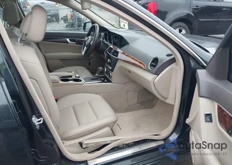 2012 Mercedes-Benz C 300 Sport 4Matic from USA, damaged, VIN WDDGF8BBXCA713762